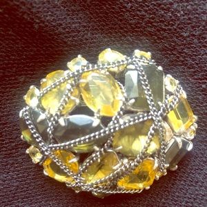 Stella and Dot jeweled brooch
